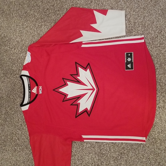Team Canada Hockey Jersey - Picture 1 of 13